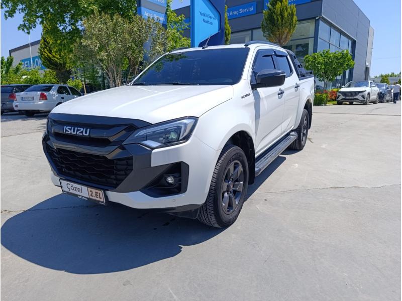 2024 ISUZU D-MAX 4X4 VCROSS OTOMATİK