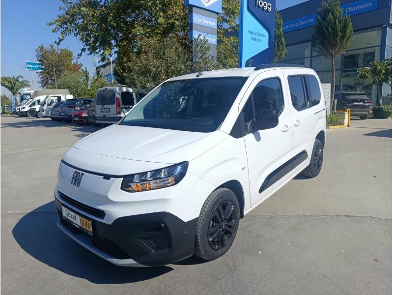 2024 FİAT DOBLO 1.5 BLUEHDİ PREMİO